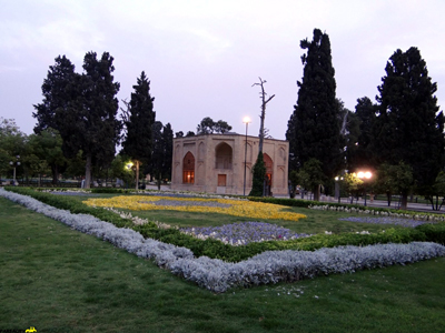 Night view of the pavilion at Jahan Nama Garden
